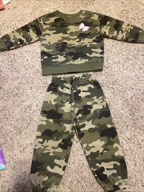 Garanimals Olive Green Camo Sweatshirt & Joggers Set